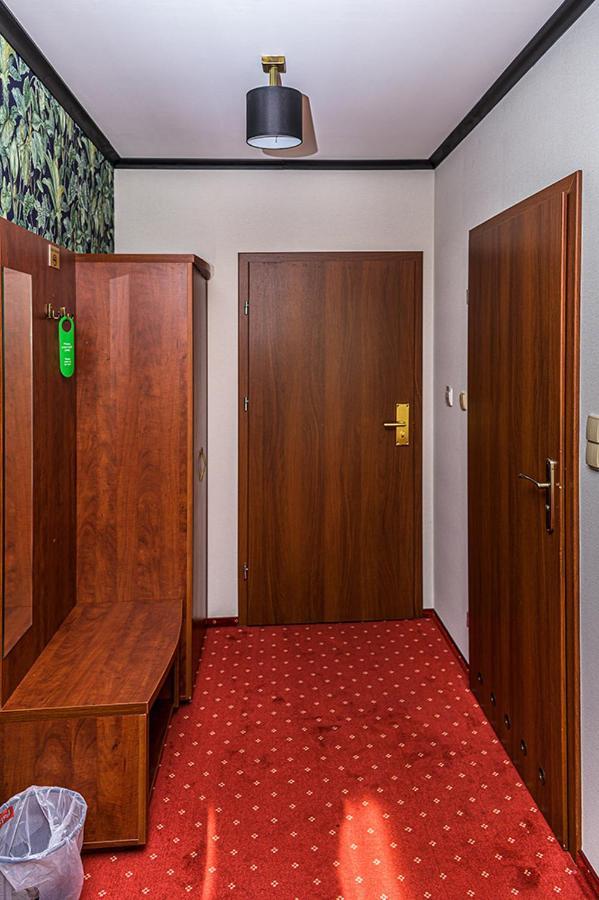 Hotel Stara Gorzelnia Licheń Екстериор снимка