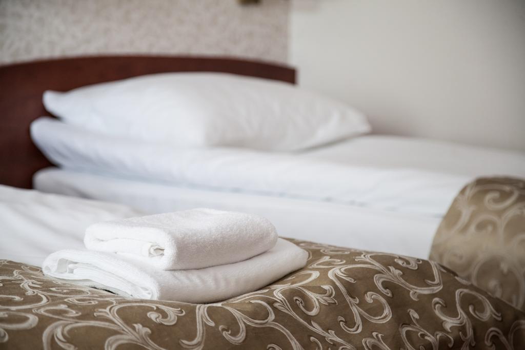 Hotel Stara Gorzelnia Licheń Стая снимка