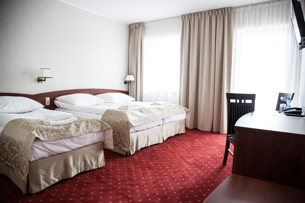 Hotel Stara Gorzelnia Licheń Стая снимка