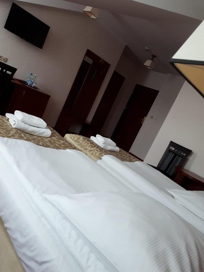 Hotel Stara Gorzelnia Licheń Екстериор снимка
